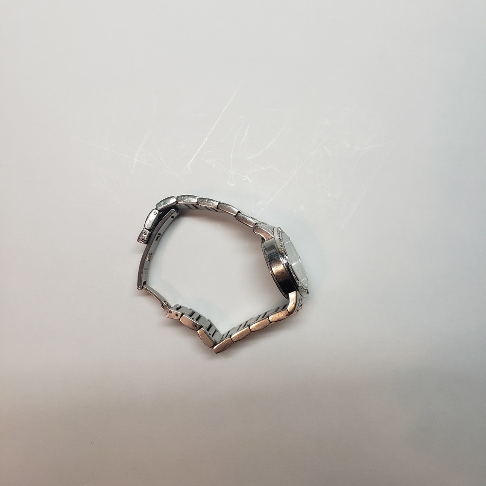 Bulova Womens Mother of Pearl Diamond Watch - Picture 6 of 7